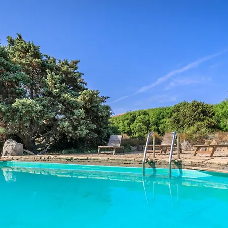 Surrounded By Greenery With Swimming Pool In Just 300 Meters From The Sea 3*