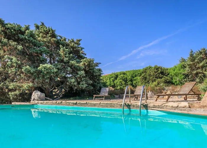 Surrounded By Greenery With Swimming Pool In Just 300 Meters From The Sea 3*